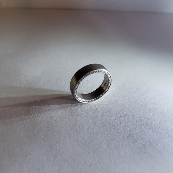 David Yurman Jewelry - David Yurman 6mm Streamline Band in Grey TI & 925